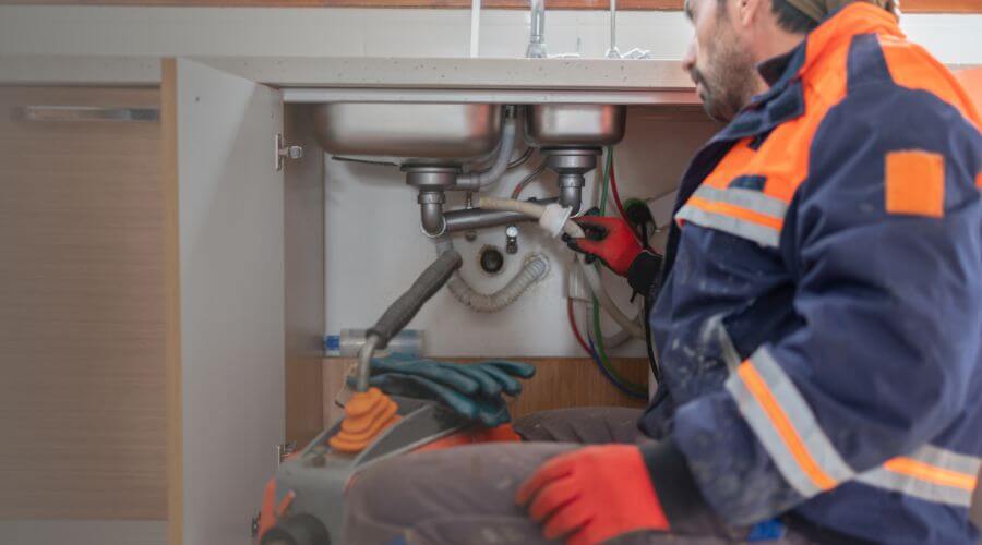 Professional slab leak plumber services in Cross Timbers, MO